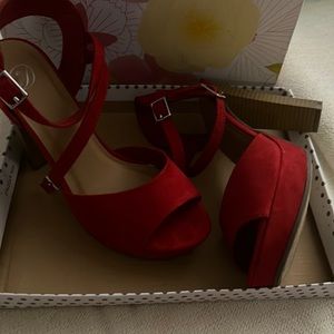 Red 7-1/2 Delicious Women’s High Heals